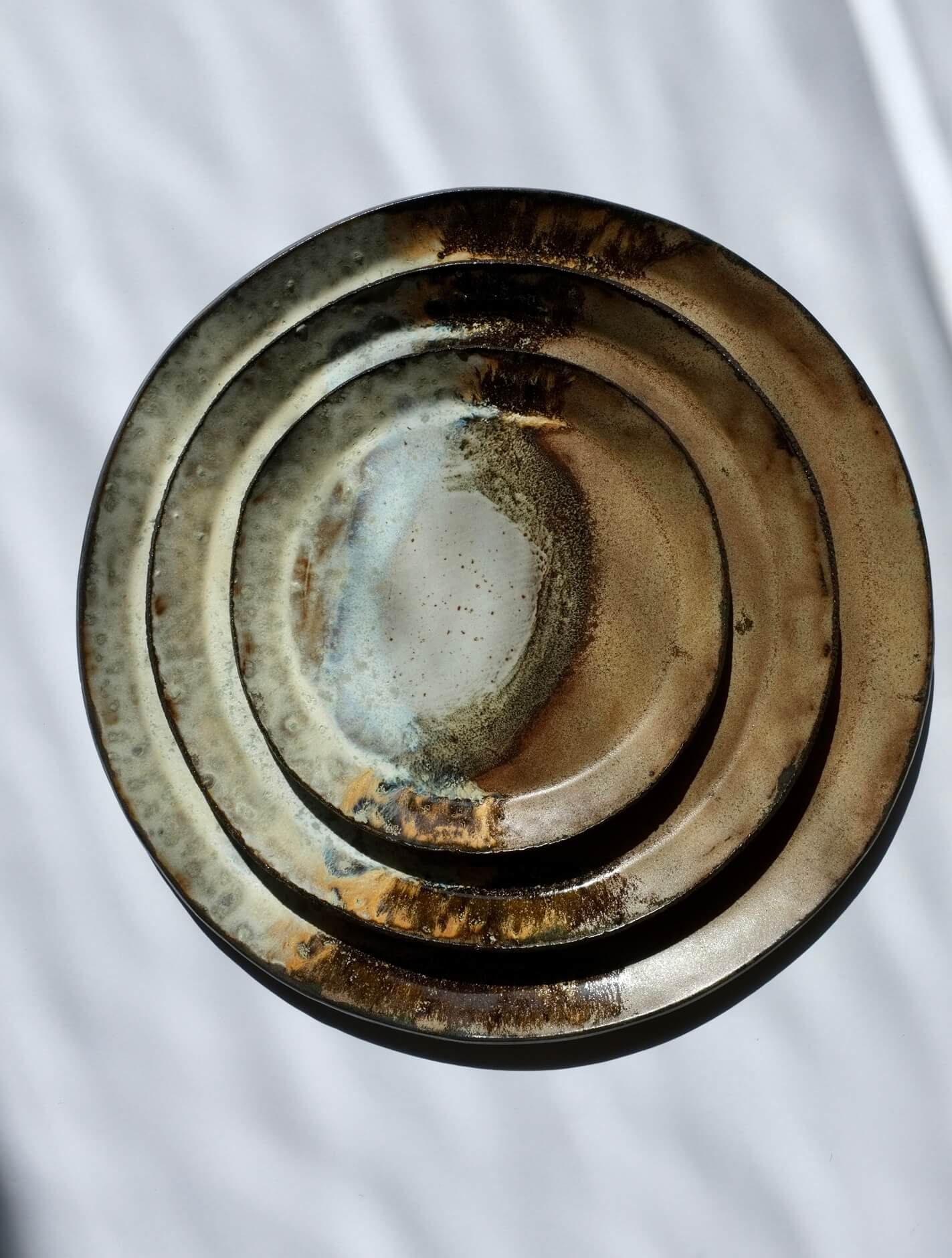 Large Brown Sea black clay plate