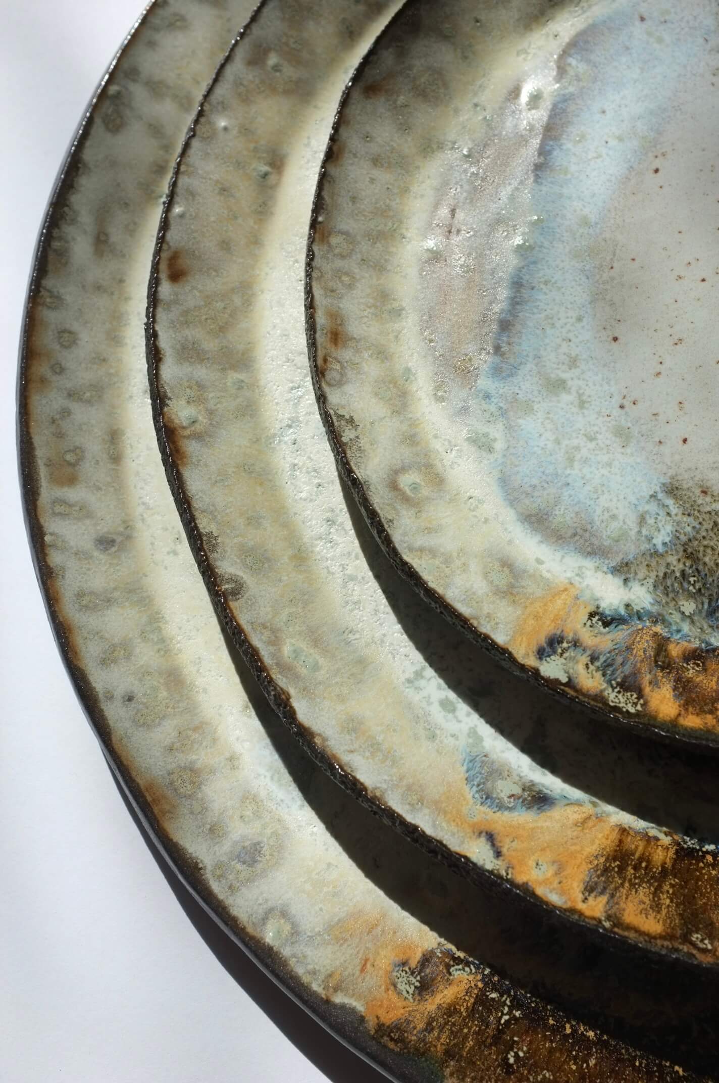 Large Brown Sea black clay plate